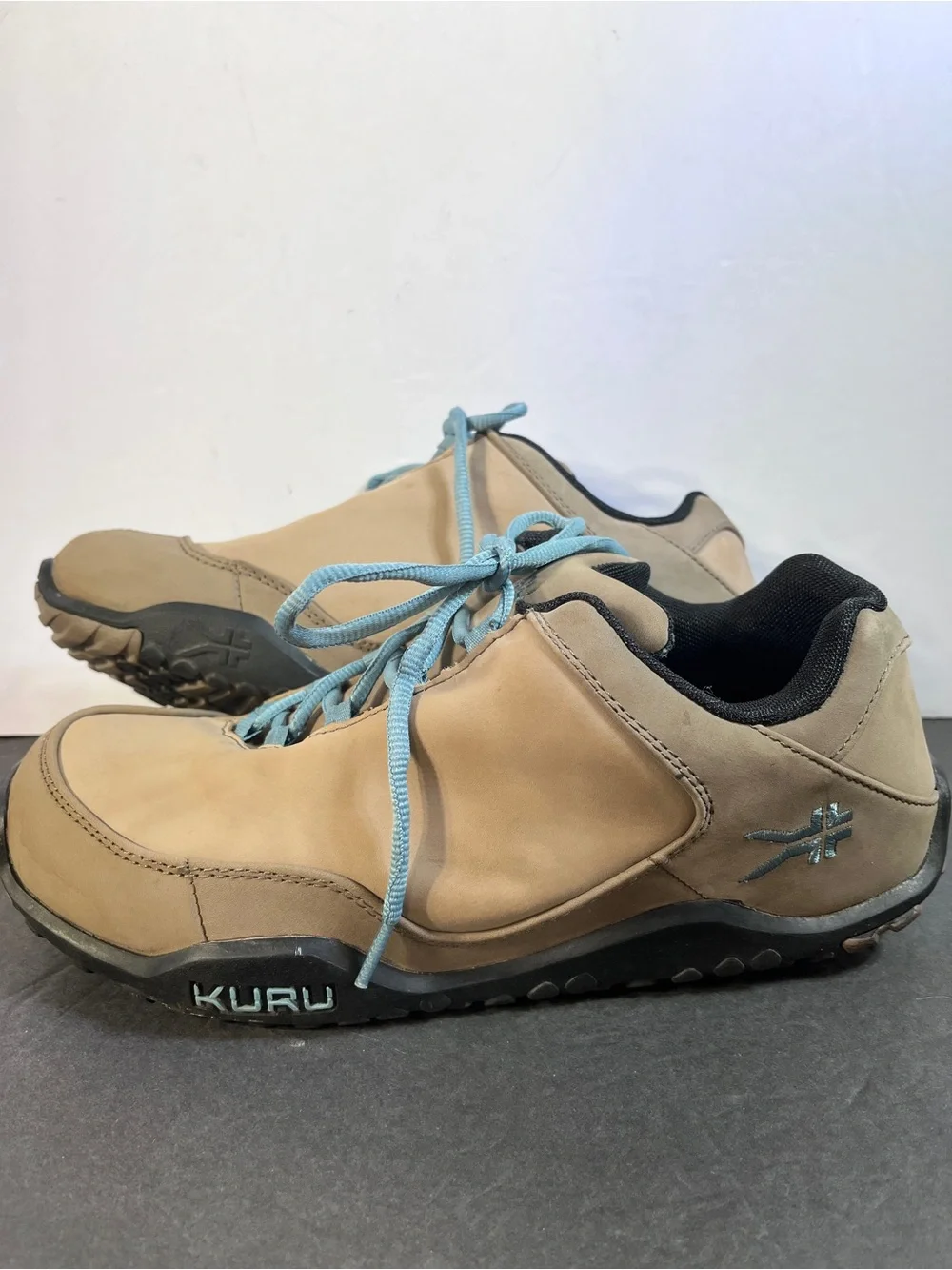 KURU Women’s 10.5 Casual Hiking Lace-Up Shoe in Tan with Light Blue Accents